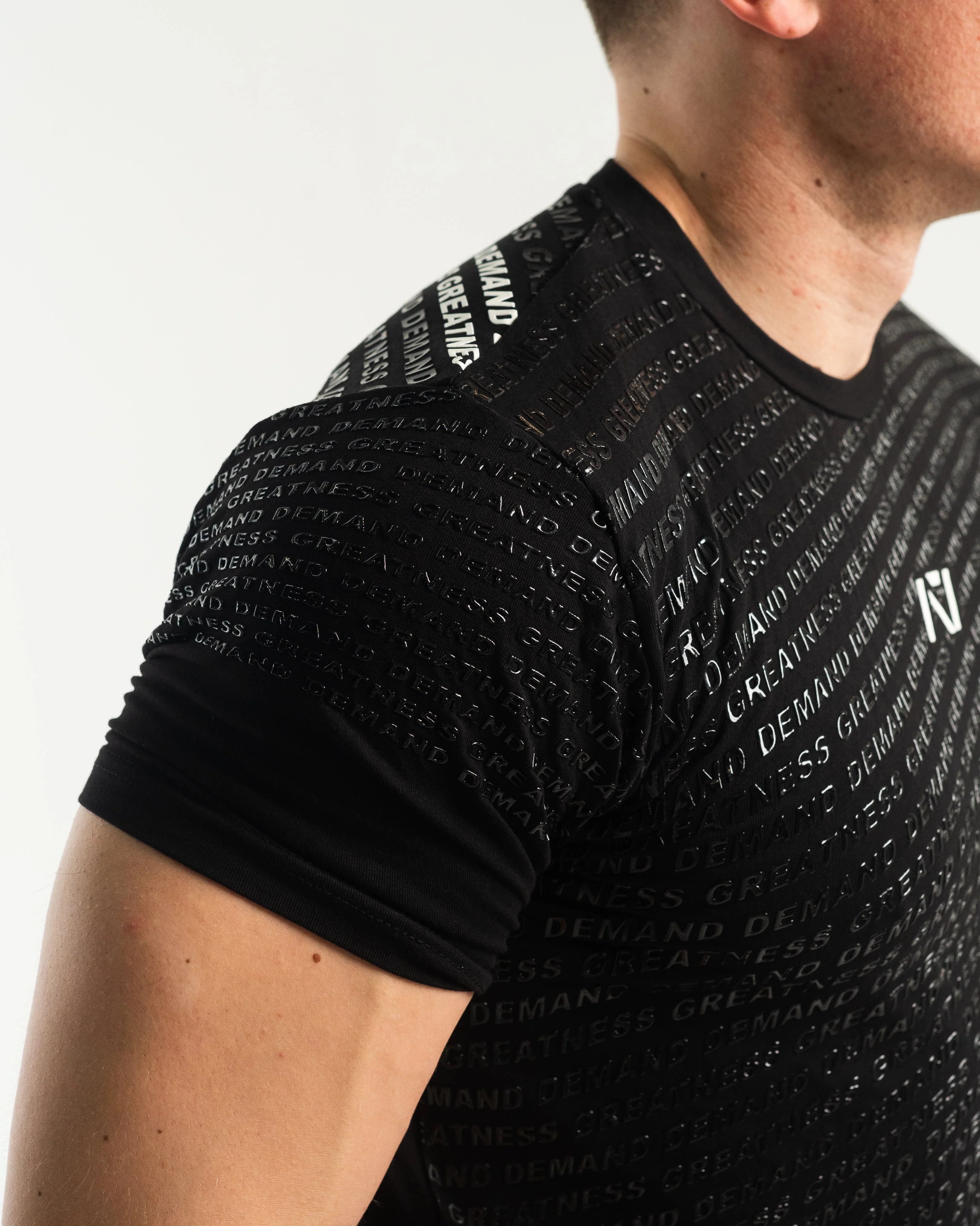 Domino Wave Men's Bar Grip Strongman Shirt - Image 7