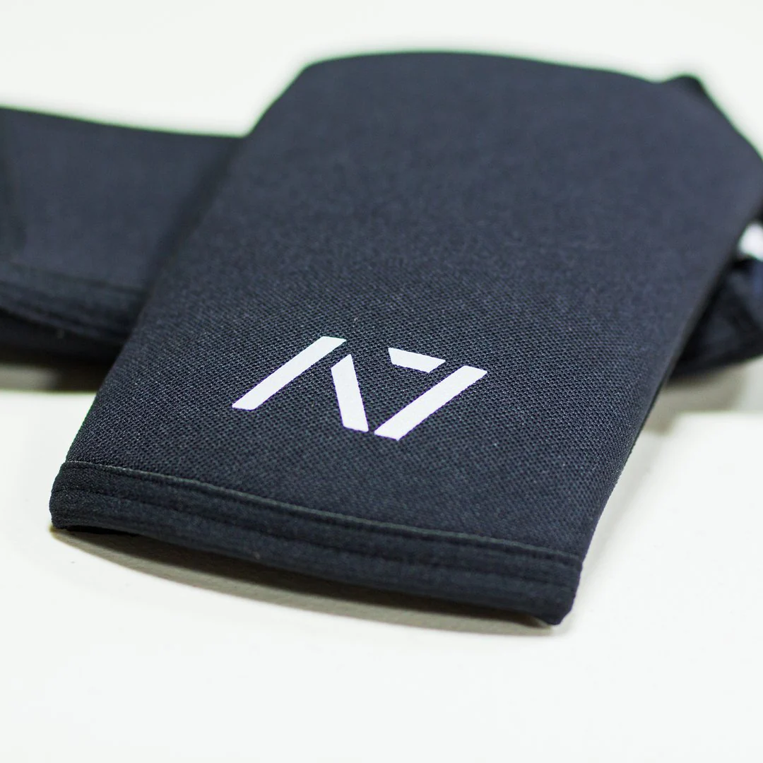 A7 7mm Elbow Sleeves - Black - Image 6