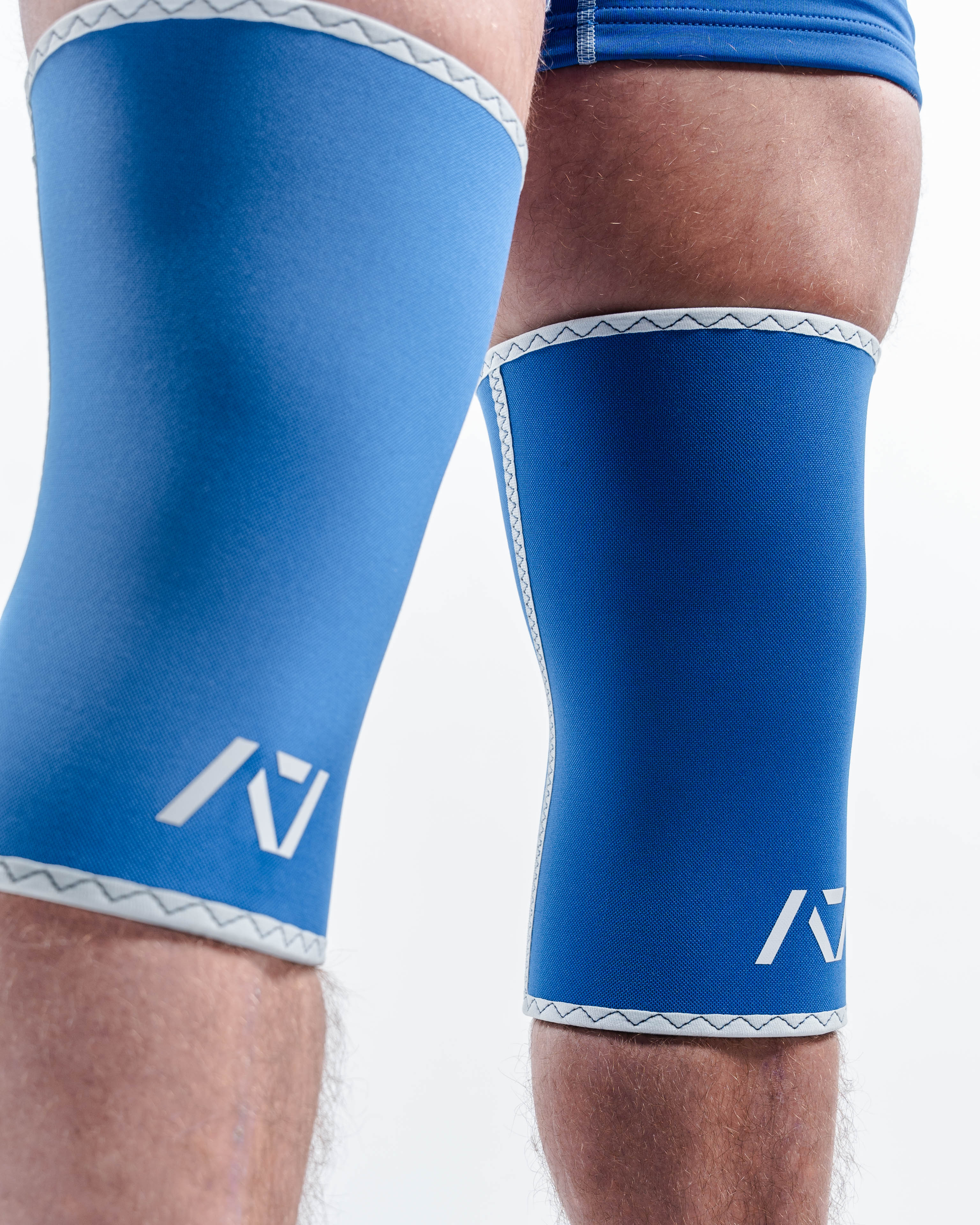 Hourglass Knee Sleeves - IPF Approved - Cyanite - Image 2