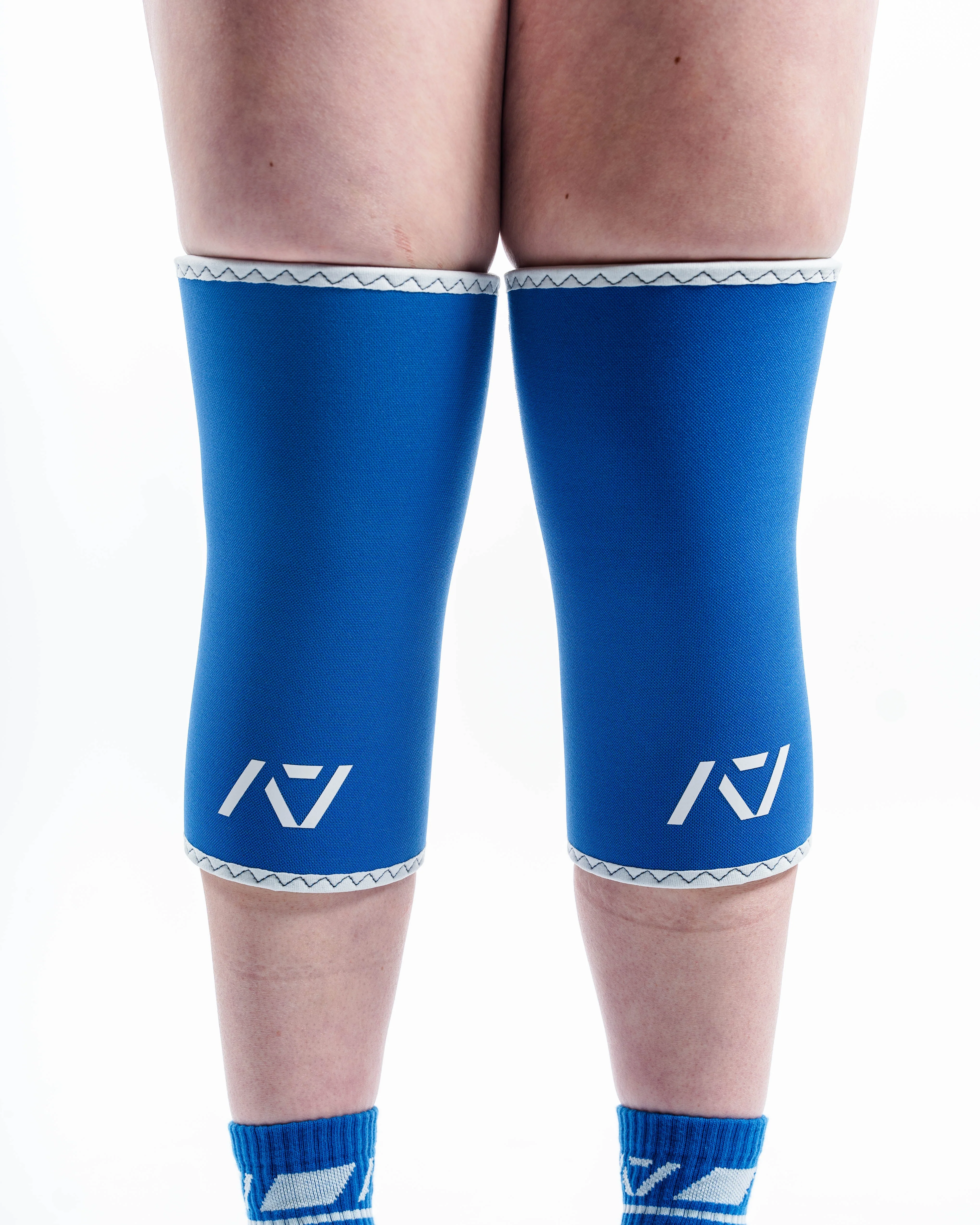 Hourglass Knee Sleeves - IPF Approved - Cyanite - Image 3