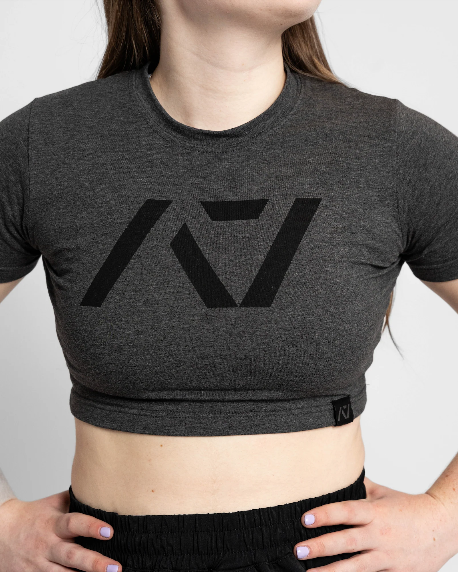 Timeless True-Fit Women's Bar Grip Crop - Charcoal - Image 3
